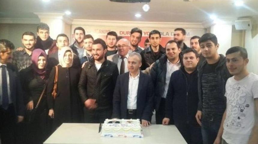 Ak Gen&ccedil;lerden U&ccedil;ar&rsquo;a Destek