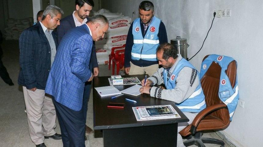 Başkan &Ouml;zt&uuml;rk&rsquo;ten &rsquo;halep&rsquo;te İnsanlık &Ouml;lmezin&rsquo; Kampanyasına Destek &Ccedil;ağrısı