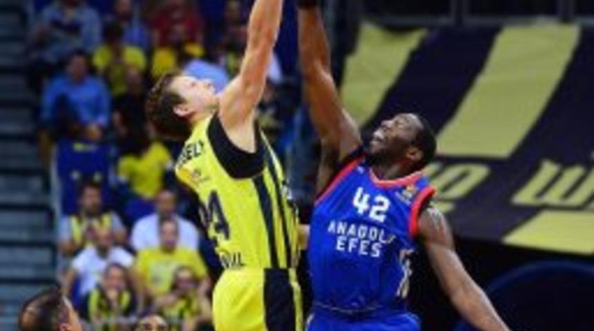 Fenerbahçe, Derbide Anadolu Efes’i Konuk Edecek