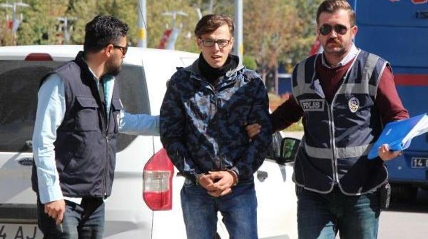 A&ccedil;ık Lise &Ouml;ğrencisini Bı&ccedil;aklayan Gen&ccedil; Adliyeye Sevk Edildi