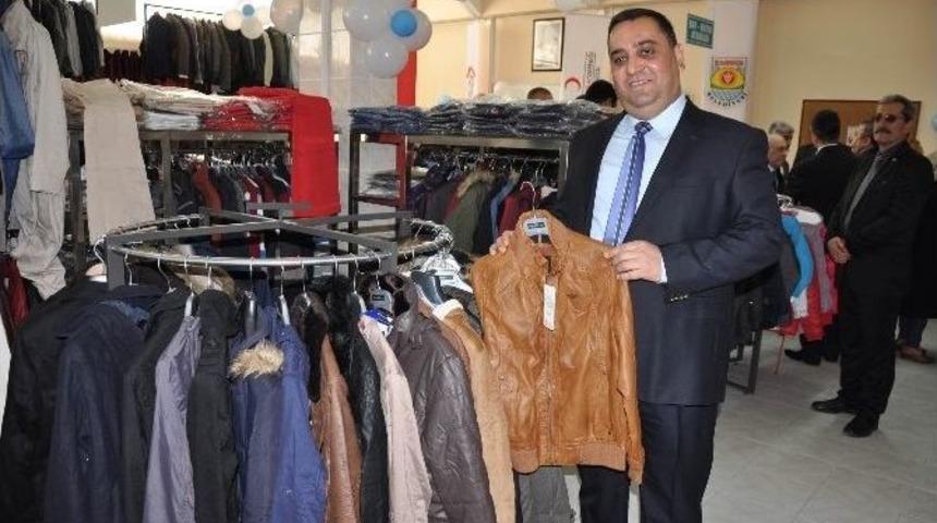Tarsus&rsquo;ta "sosyal Market" A&ccedil;ıldı