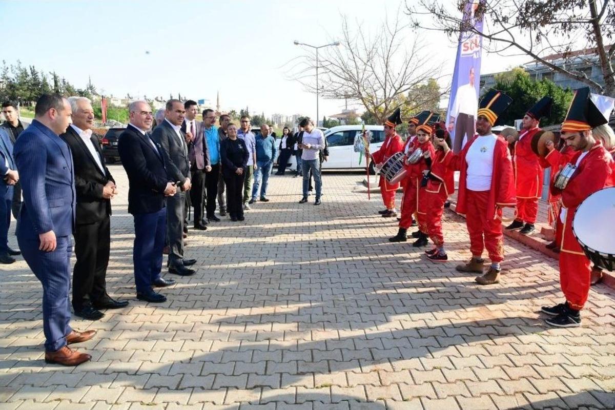 Başkan S&ouml;zl&uuml;&rsquo;y&uuml; &rsquo;engelsiz Mehter Takımı&rsquo; Karşıladı