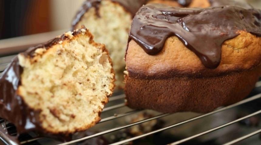 Altın Günleriniz İçin Olmazsa Olmaz 8 Kek Tarifi