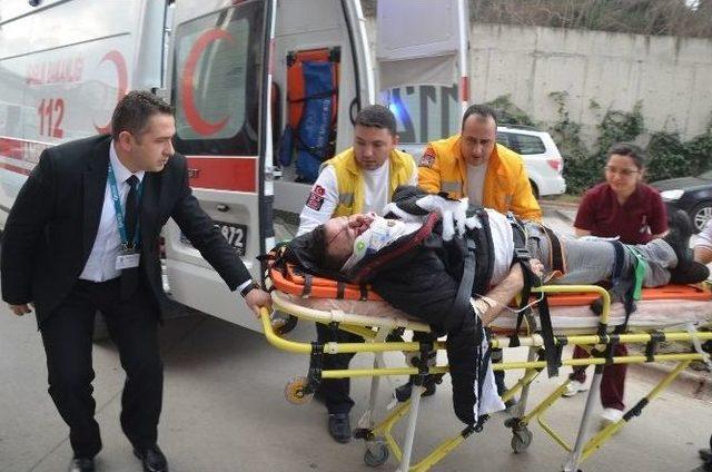 Fasta&rsquo;da Trafik Kazası: 1 Yaralı 2