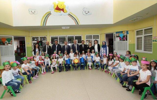 Saruhanlı&rsquo;da &Ouml;ğrencilere Kuru &Uuml;z&uuml;m Dağıtıldı 1