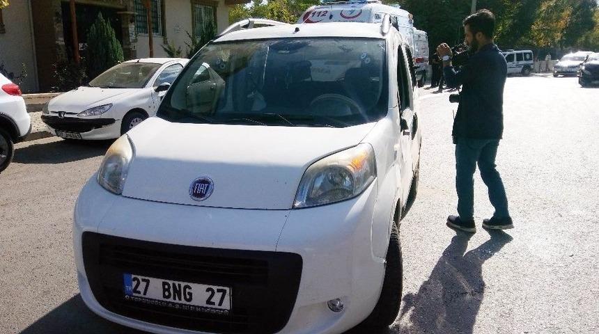 &Ouml;ğrencileri Taşıyan Minib&uuml;s Kaza Yaptı:12 Yaralı