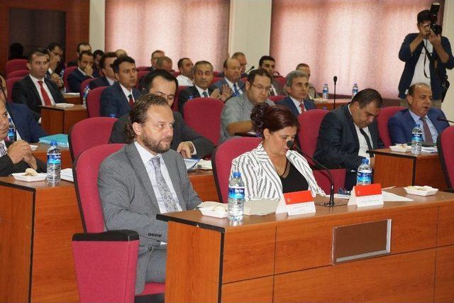 Vali K&ouml;şger; &ldquo;yatırımları Daha Hızlı Bir Şekilde Ger&ccedil;ekleştirmemiz Gerekiyor&rdquo; 1