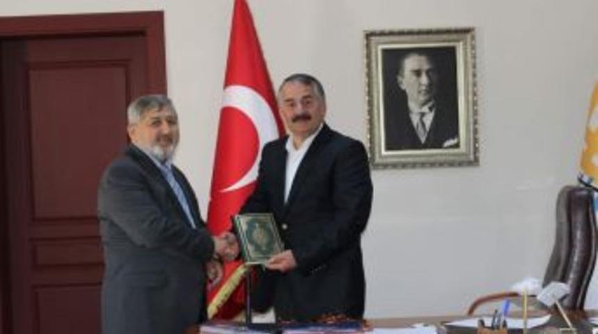 Arifiye İl&ccedil;e M&uuml;ft&uuml;s&uuml;nden Başkan Karakulluk&ccedil;u&rsquo;ya Ziyaret