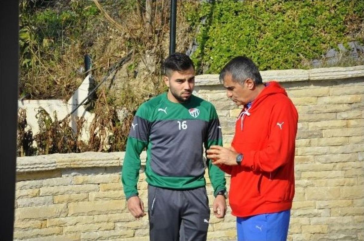 Şenol G&uuml;neş&rsquo;ten Saha Tepkisi