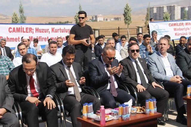 Siirt’te İki Minareli Caminin Temeli Atıldı 3