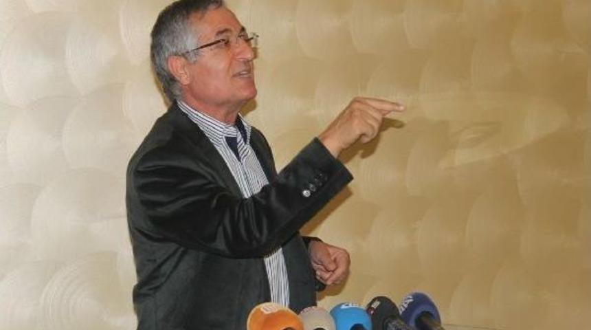 Akşener'in Yeni Parti T&uuml;z&uuml;k &Ccedil;alışmaları Bursa'da Başladı