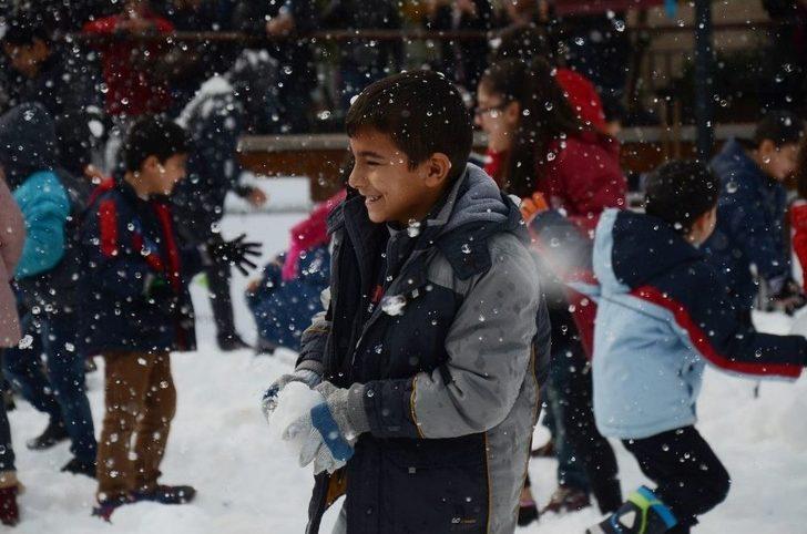 Mersin’de Kar Festivali Coşkusu G2
