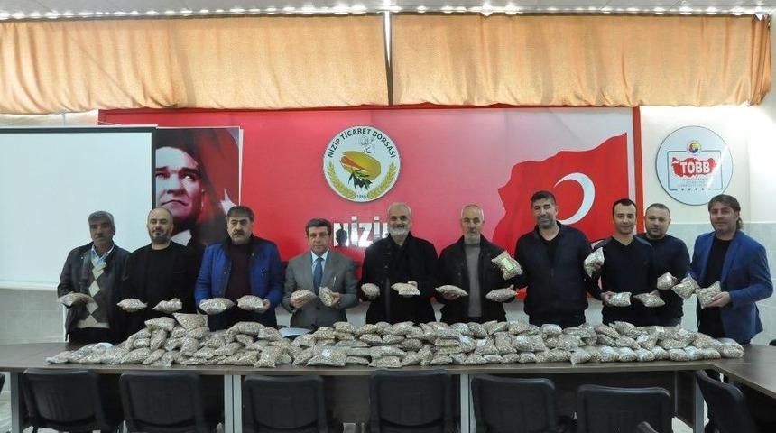 Afrin’deki Mehmetçiğe 1 Ton Antep Fıstığı Gönderildi