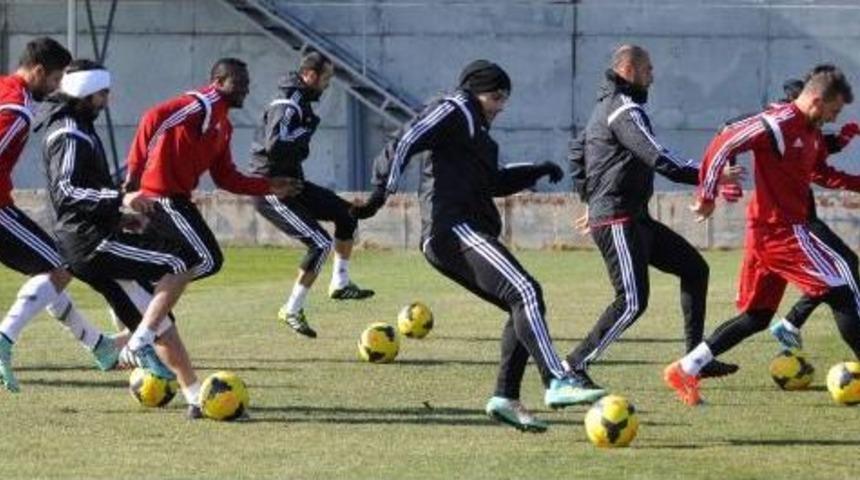 Medicana Sivasspor Akhisar Belediyespor Ma&ccedil;ı Hazırlıklarına Başladı
