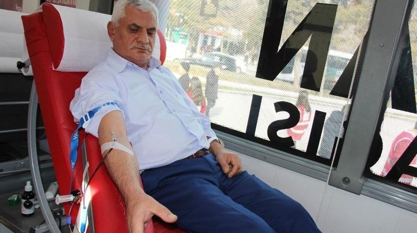 Elazığlı Vatandaşlardan Afrin’deki Askerler İçin Kan Bağışı