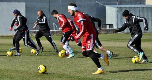 Medicana Sivasspor Akhisar Belediyespor Maçı Hazırlıklarına Başladı