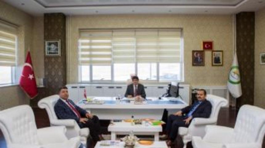 Ceza İnfaz Kurum Müdüründen Rektör Almay’a Ziyaret