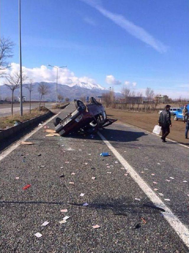 Elazığ'da Takla Atan Otomobilde 7 Kişi Yaralandı