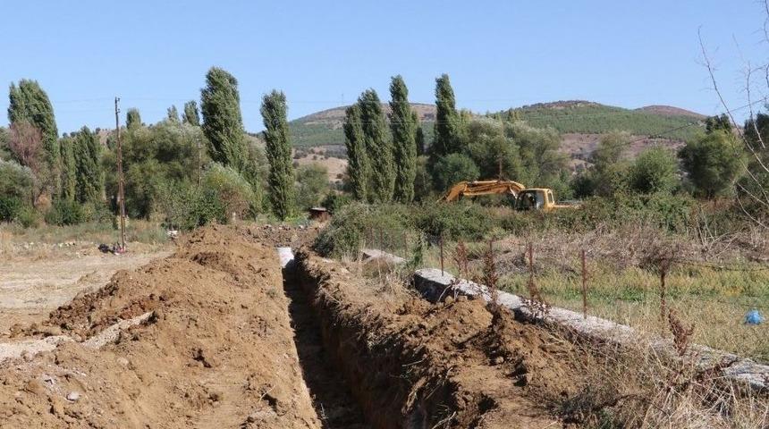 G&ouml;k&ccedil;e&ouml;ren&rsquo;de Altyapı &Ccedil;alışmalarına Devam Ediliyor