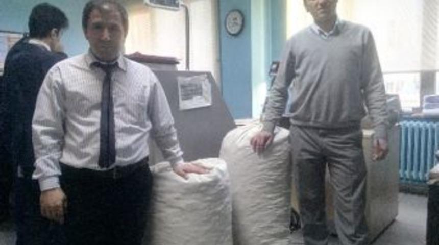 Erzurum Adliye Çalışanları 40 Kilo "mavi Kapak" Topladı