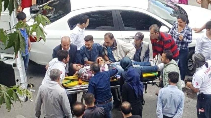 Otomobil İle Motosiklet &Ccedil;arpıştı: 2 Yaralı