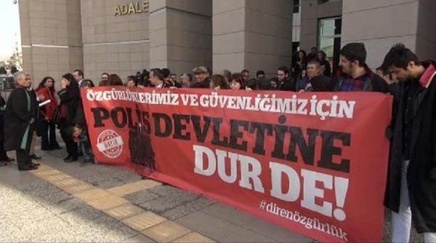 Avukatlardan "i&ccedil; G&uuml;venlik Yasa Tasarısı" Protestosu