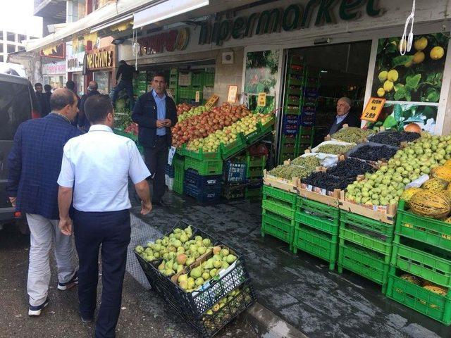 Kaldırımları İşgal Edenlere Cezai İşlem Uygulanıyor