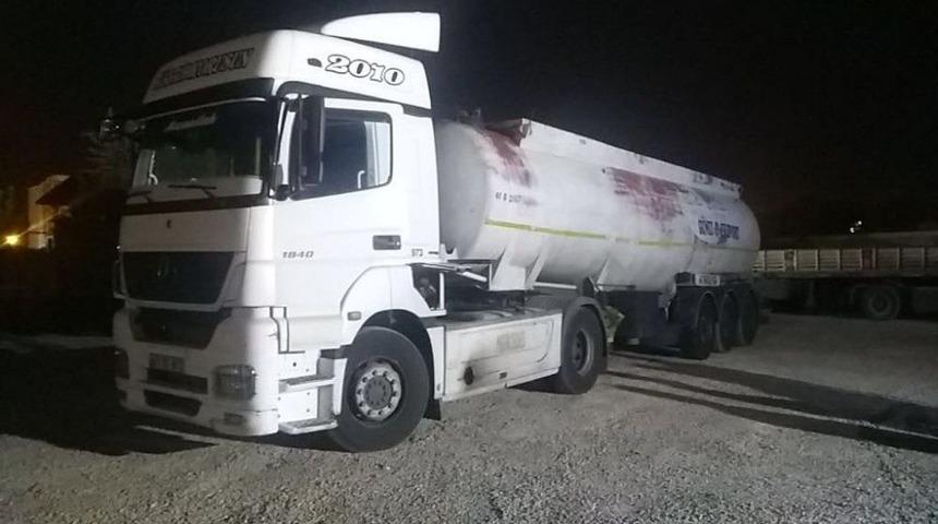 Şanlıurfa&rsquo;da 44 Bin Litre Ka&ccedil;ak Akaryakıt Ele Ge&ccedil;irildi