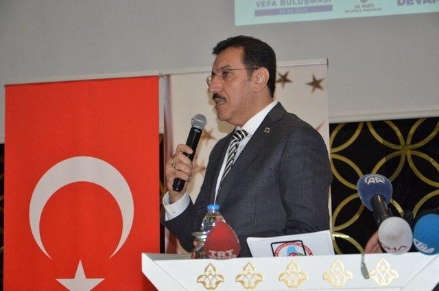 G&uuml;mr&uuml;k Ve Ticaret Bakanı B&uuml;lent T&uuml;fenkci: 1