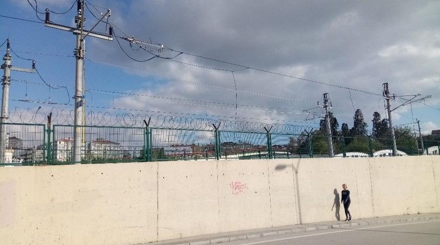 Marmaray Seferleri Arıza Nedeniyle Durdu