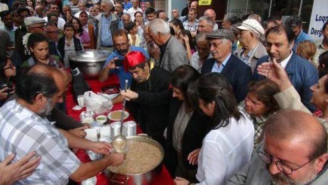 Hdp Eş Genel Başkanı Kemalbay, Tunceli de Aşure Dağıttı 3
