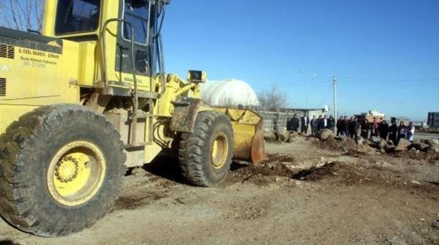 İdil'de Ydg-H'lilerin Kazdığı Hendekler Kapatıldı