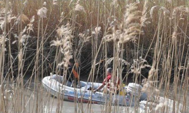 Büyük Menderes'te Kaybolan Üsteğmeni Arama Çalışmaları Sürüyor