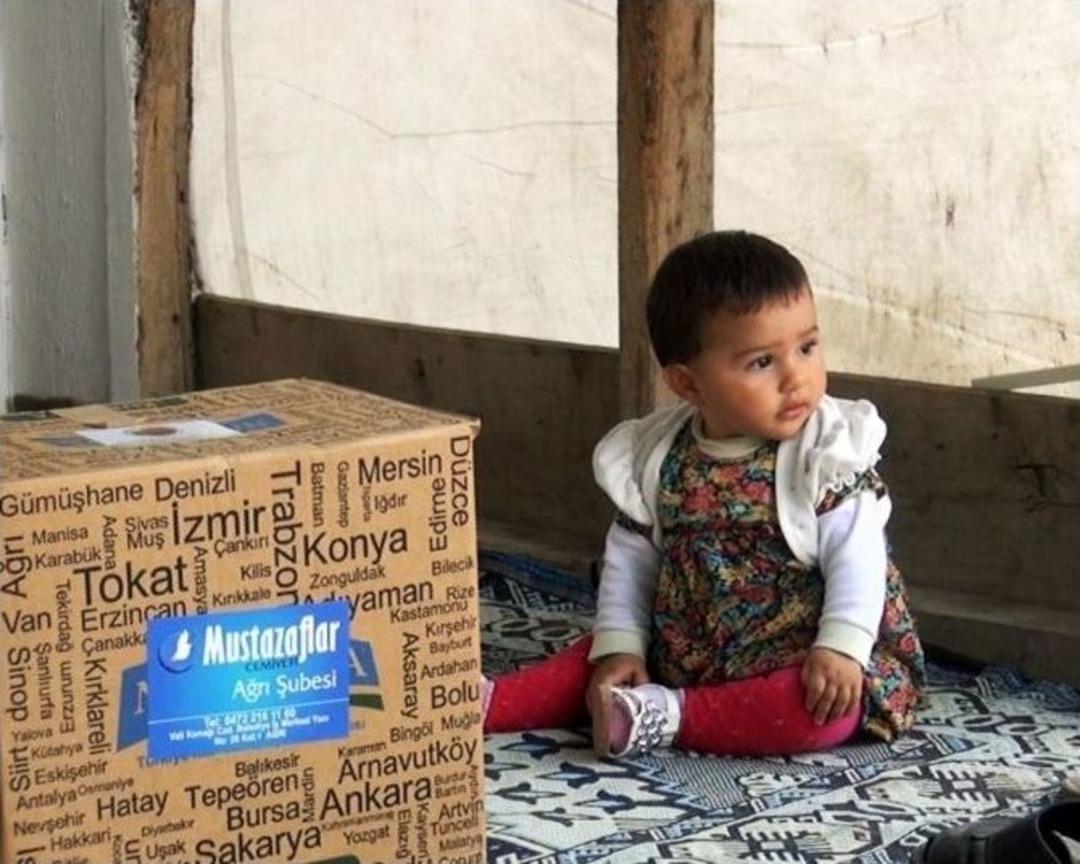 Ağrı&rsquo;da Bin 358 Muhta&ccedil; Aileye Yardım