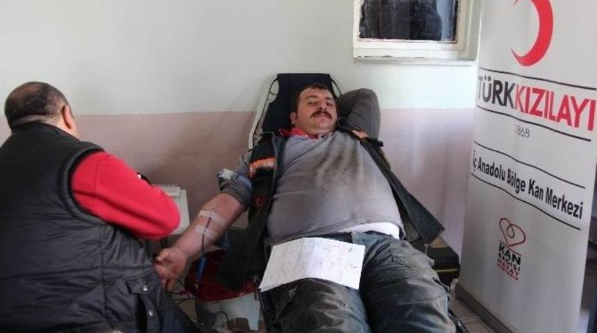 İl &Ouml;zel İdaresi Personeli Kan Bağışında Bulundu