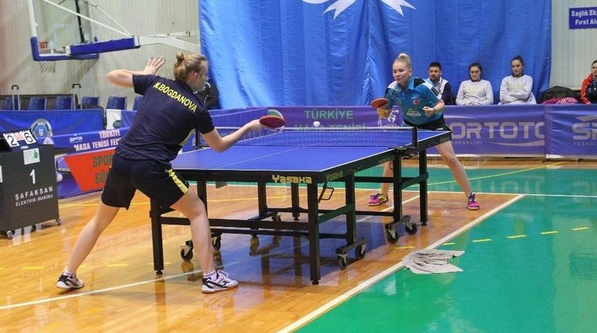 Bursa B&uuml;y&uuml;kşehir İlk Devreyi Lider Tamamladı