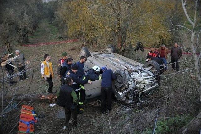 Ters Dönen Otomobilin İçinde Can Pazarı