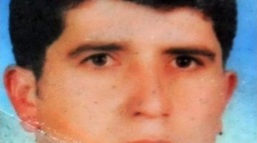 Komşusunun İntiharından Etkilenen Gen&ccedil; Kendini Astı