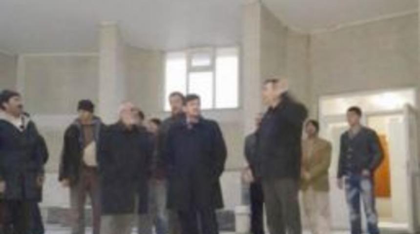 Başkan Kayacan Lodosun Vurduğu Heybelide İncelemelerde Bulundu