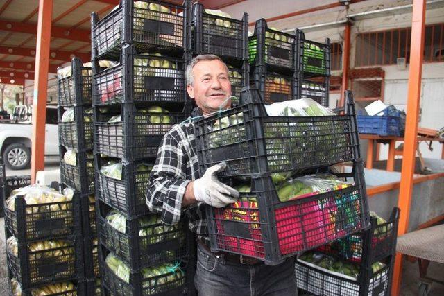 Alanya&rsquo;dan Afrin&rsquo;deki Mehmet&ccedil;iklere 1 Kamyon Muz 2