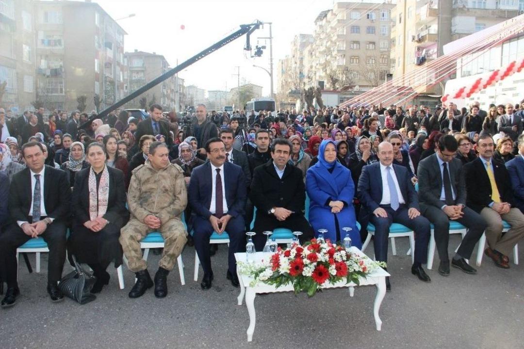 Rabia-t&uuml;l Adeviyye Kadın K&uuml;lt&uuml;r Ve Sanat Merkezi A&ccedil;ıldı