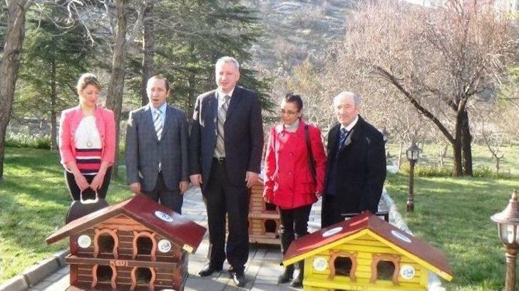 Kedi Ve Kuşlara Özel Konaklar G1