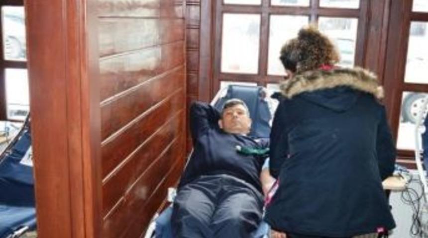 Ulus&rsquo;ta Kan Bağışı Kampanyası D&uuml;zenlendi