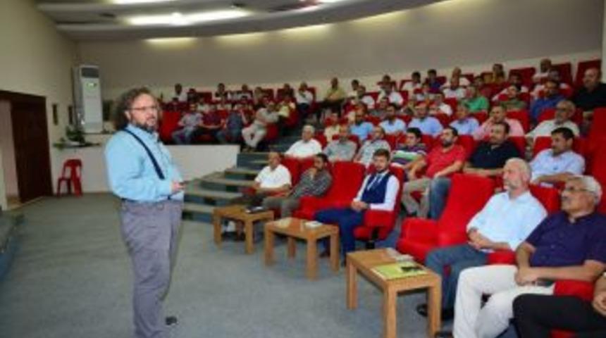 İmamlara Cami Şehir Ve Medeniyet Konferansı Verildi