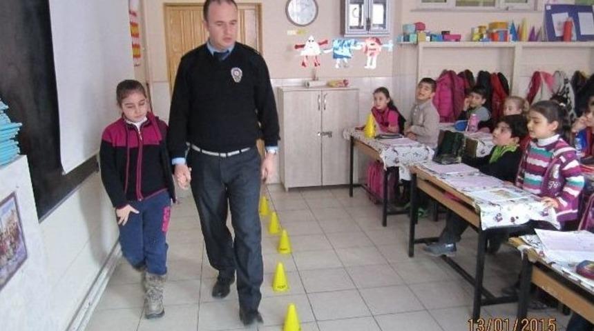 &Ouml;ğrencilere Trafik Eğitimi Verildi
