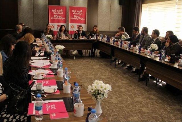 "hi&ccedil;" &Ouml;d&uuml;lleri Sahibini Bekliyor 2