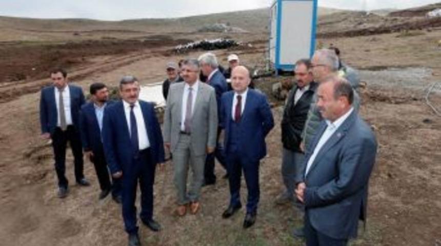 Vali Varol: &ldquo;k&ouml;ylerimize G&ouml;t&uuml;rd&uuml;ğ&uuml;m&uuml;z Hizmetler T&uuml;m Hızıyla Devam Edecek&rdquo;