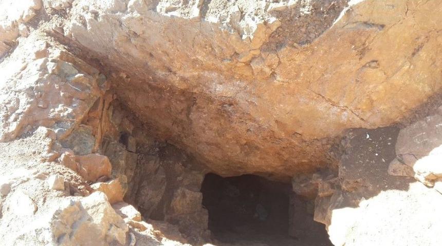 İzmir&rsquo;de Ka&ccedil;ak Kazı Yapan 4 Kişi G&ouml;zaltına Alındı