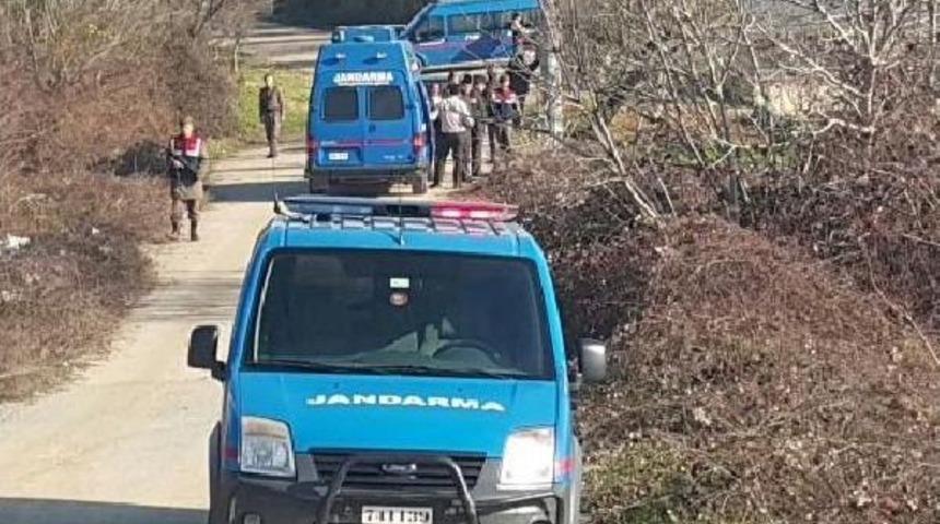 İzmit-Kandıra Yolunda Elleri Kesilmiş Kadın Cesedi Bulundu