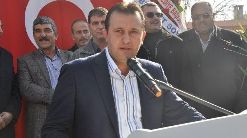 Menderes&rsquo;e Modern Taksi Durakları Geliyor